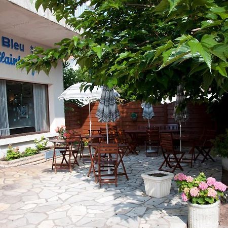 Le Pavillon Bleu Hotel Restaurant رويا المظهر الخارجي الصورة