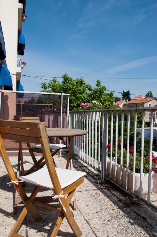 Le Pavillon Bleu Hotel Restaurant رويا الغرفة الصورة